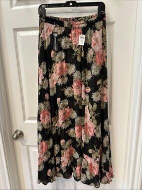 Coldwater Creek Maxi Skirt Black with Pink Floral Print-Reversable NWT size M